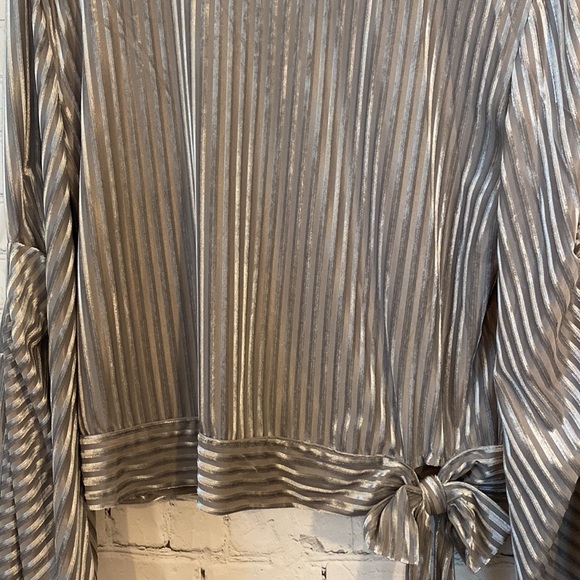 She + Sky blouse! NWT - Picture 2 of 7